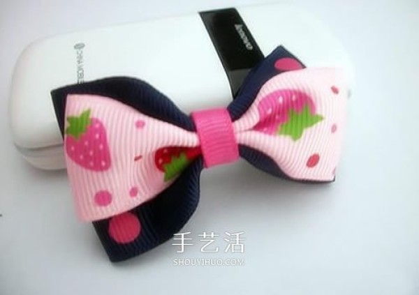 Homemade childrens bow hairpin, handmade DIY little girls bow hairpin