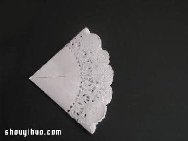 How to fold pigeons, illustrated tutorials on how to fold round napkins, origami pigeons