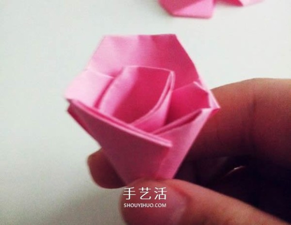 Illustration of how to fold a beautiful origami red rose for Valentines Day