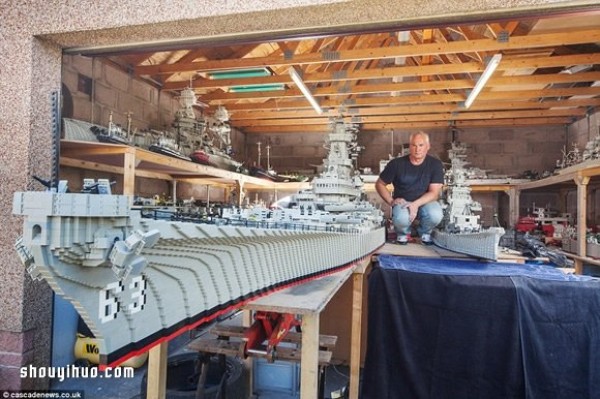 Three years to build the "largest Lego battleship", the record was broken just after completion