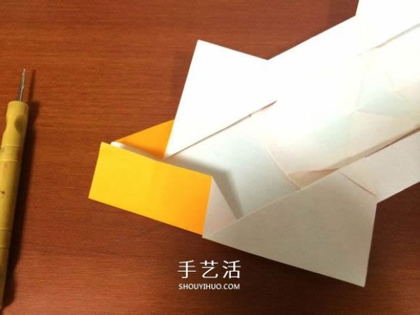 How to fold a complex three-dimensional sports car with detailed steps of origami sports car