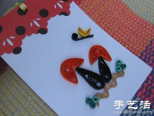 Simple and cute handmade paper quilling works