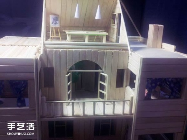 Disposable chopsticks are used to hand-make a life-like villa model, the steps are complete! 