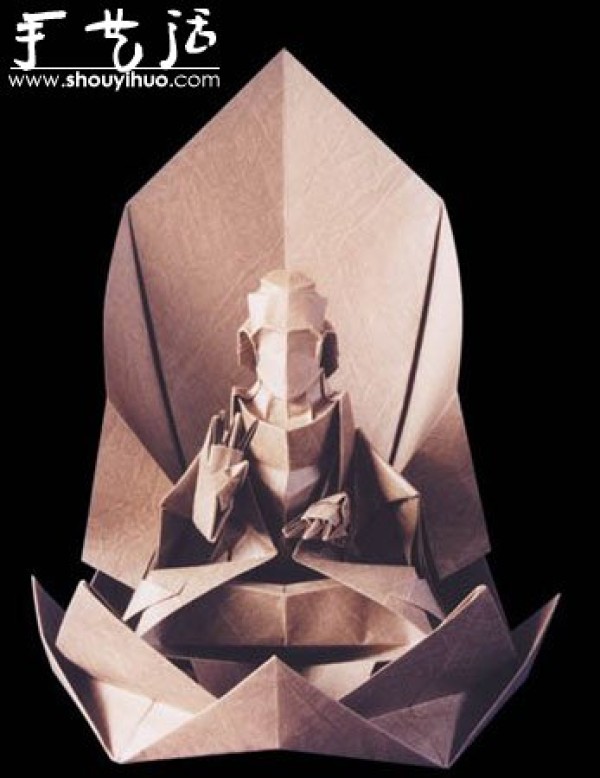 Detailed origami artwork of human figures