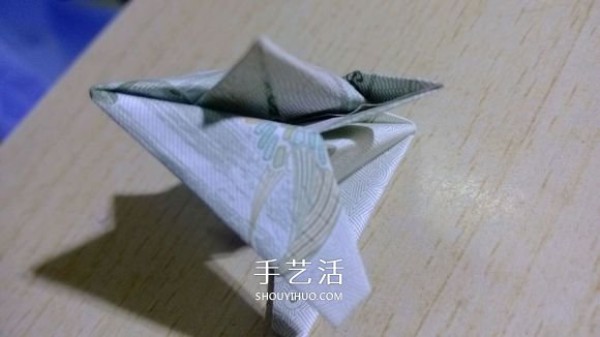 One-yuan banknote origami six-pointed star complex banknote six-pointed star folding method