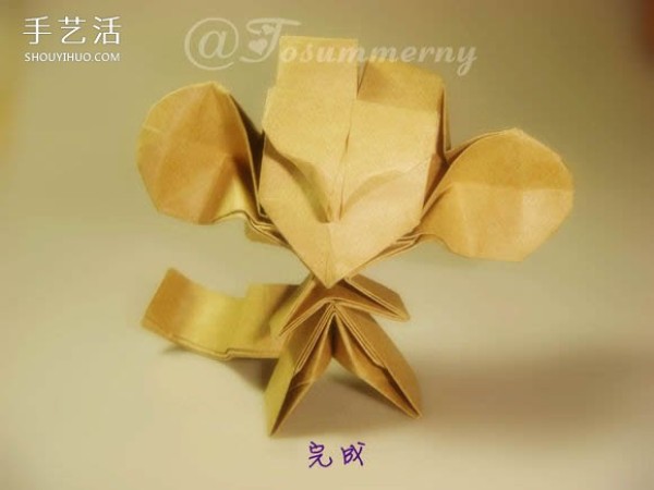 Illustration of the folding method of the cute version of Sun Wukong.Steps to solve the origami Sun Dasheng