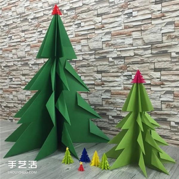 How to make your own big Christmas tree, origami large Christmas tree illustration