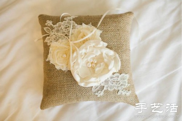 Handmade linen ring pillows commonly seen in forest weddings