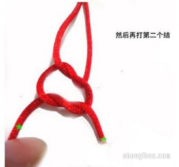 Caijing Knot Bracelet Knitting Illustration and Steps of Knitting Red Rope Bracelet with Caijing Knot