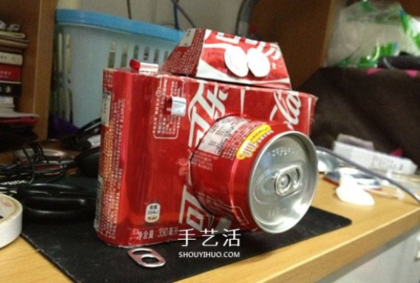 How to make a simple toy camera using cans as a camera model