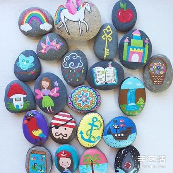 The art of turning waste into treasure with cute hand-painted pebble pictures