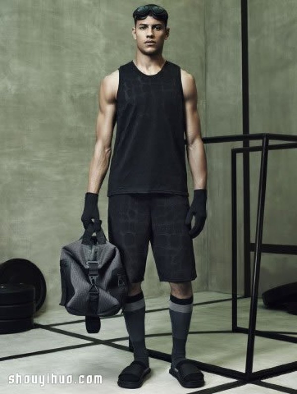 Alexander Wang and H&M minimalist street sports items