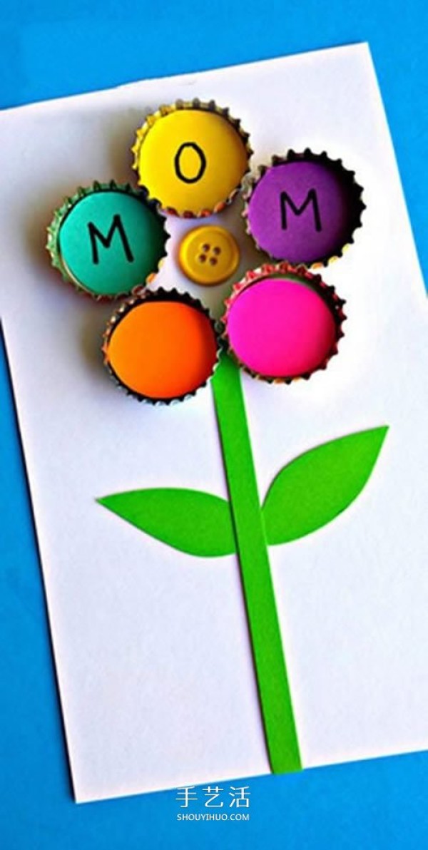 Kindergartens environmentally friendly craftsmanship uses bottle caps to make Mothers Day flower greeting cards