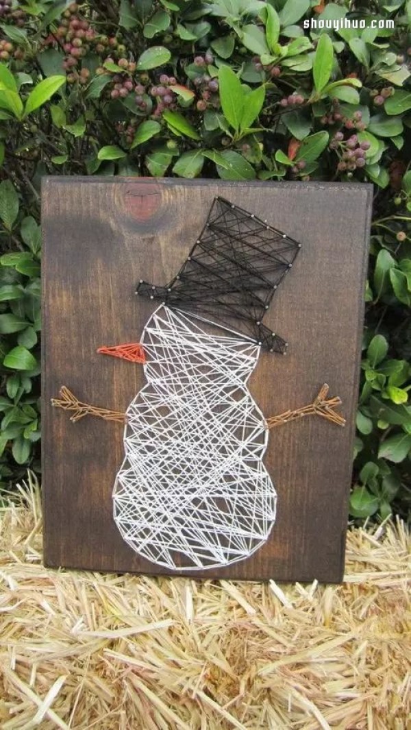 String Art art uses nails and threads to DIY decorative paintings