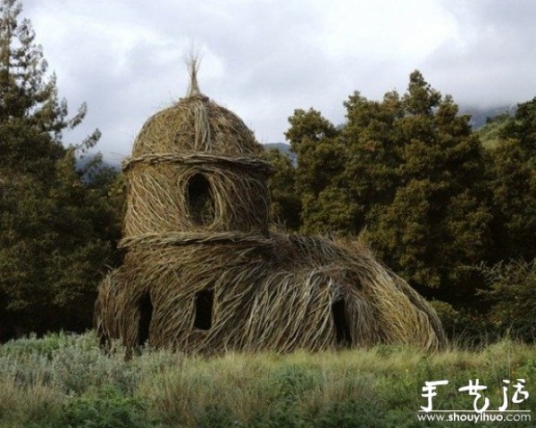 Ingenious DIY sculptures from natural branches