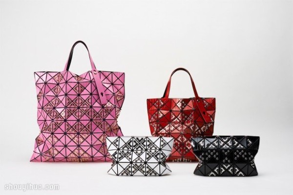 Issey Miyake BAOBAO BAGSs Magic Cube Dressing TechniqueTake the skill