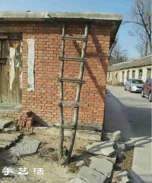 The material is not enough, the ladder can only do this. . . 