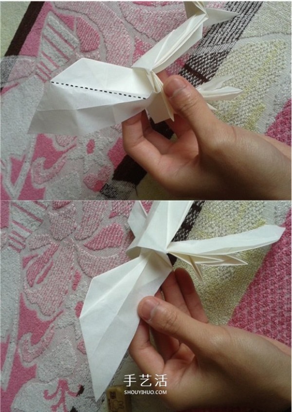 Victors folding method illustrates the steps of a complex origami passenger plane