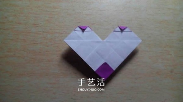 How to origami plaid love heart diagram, two-color plaid heart-shaped folding method