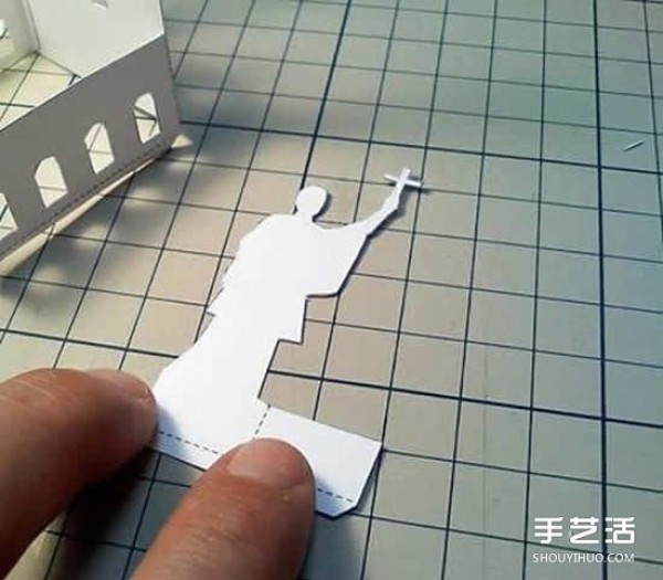 How to make a three-dimensional Christmas greeting card with illustrations and illustrations