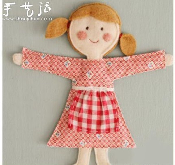 Tutorial on how to make girl dolls from non-woven fabrics