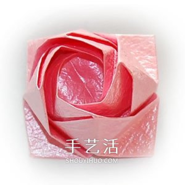 Detailed folding method of good-looking paper roses and instructions on how to fold handmade roses