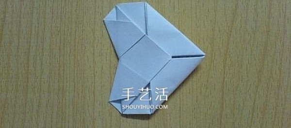 Simple Heart-Shaped Origami Illustrated Tutorial How to Fold Handmade Hearts Steps