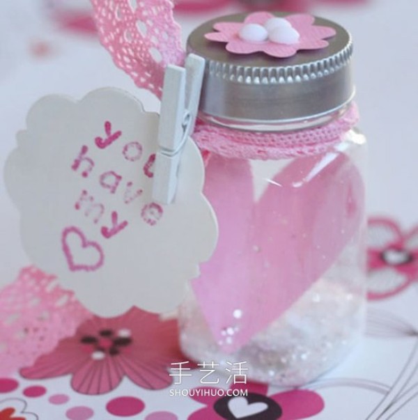 15 Charming Valentines Day Glass Jar Gift DIY Tutorial