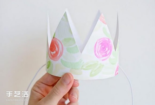 How to make a birthday crown with illustrations and illustrations for toddlers