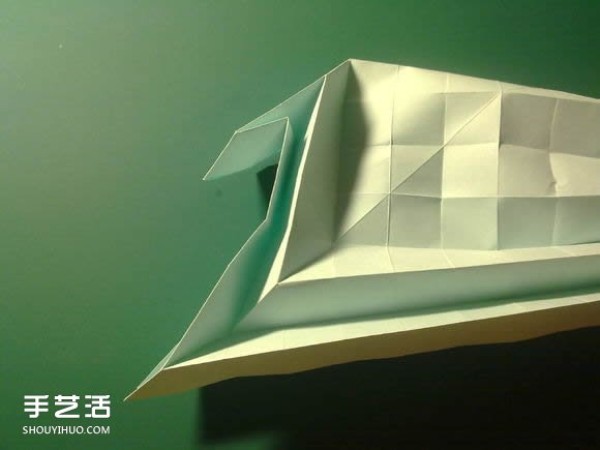 Detailed illustration of the folding process of Hatsune Miku origami