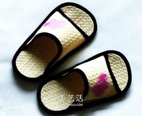 How to make your own sandals and a illustrated tutorial for DIY slippers in the summer