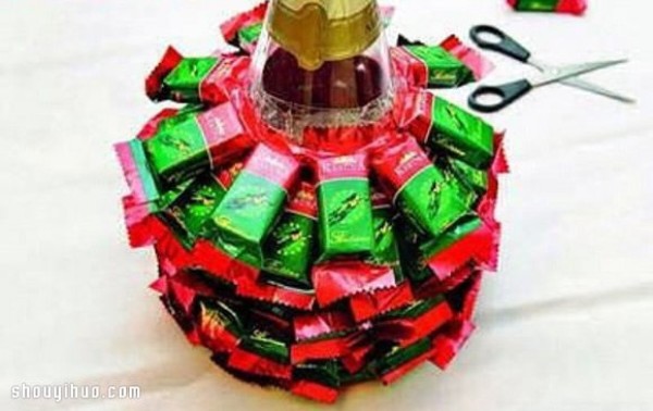 The most popular DIY handmade candy Christmas tree for children