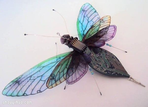 Beautiful insect sculptures handmade from waste circuit boards