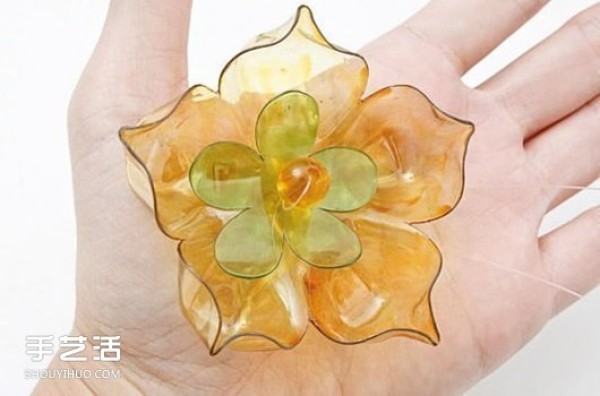 Plastic Flower Making Illustrated Tutorial How to DIY Handmade Plastic Flowers