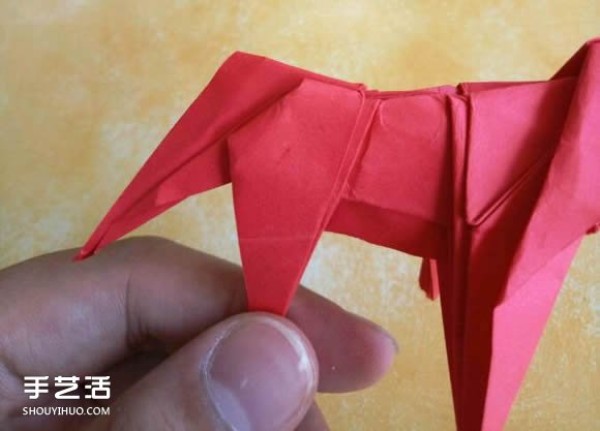 Super complex dog origami method illustrated with plastic surgery steps