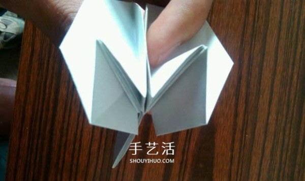 The origami method of complex small animal origami 3D squirrel with CP diagram