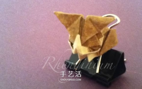 Wear the cat with you! Illustration of the origami method of cat head ring