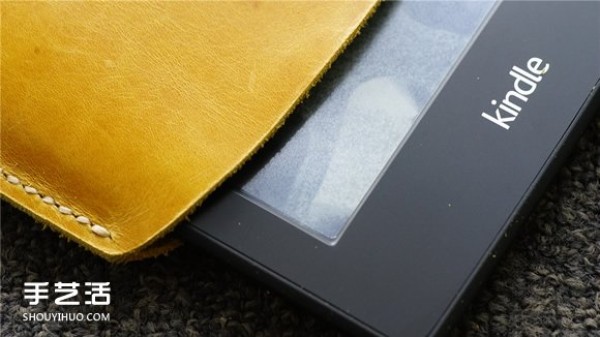 How to make your own Kindle leather case with simple DIY steps for Kindle leather case