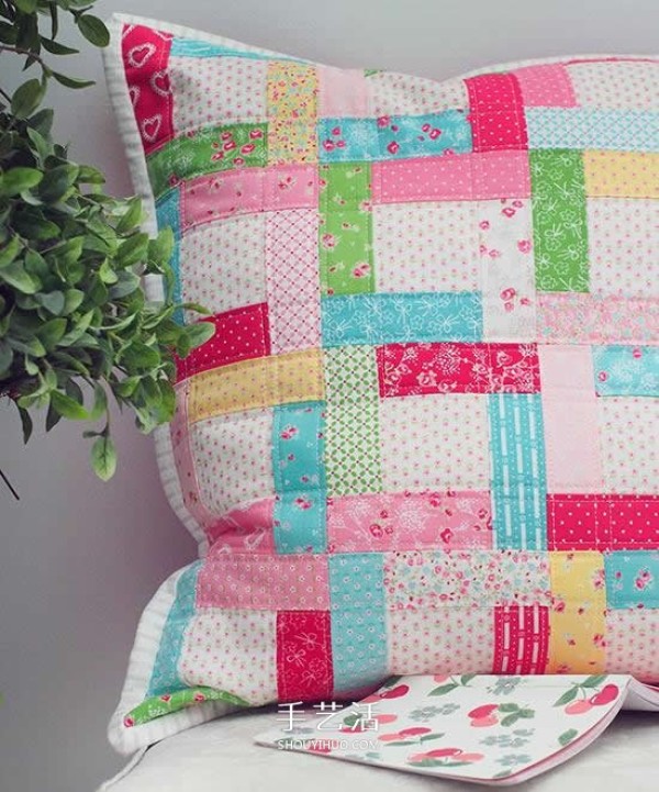 How to make homemade patchwork cushions with illustrations of making small fresh cushions