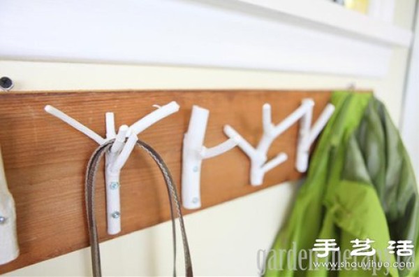 Handmade environmentally friendly clothes hanger made of branches + wooden boards