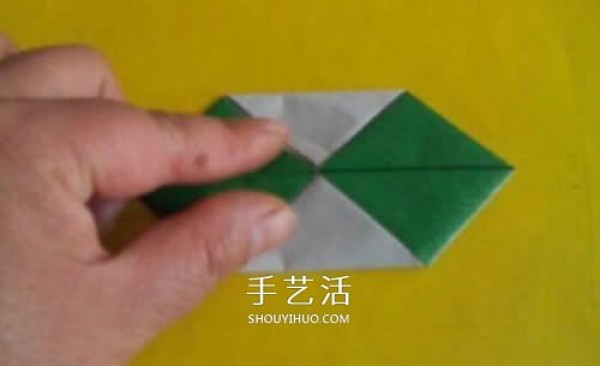 Zongzi Folding Illustration and a Simple Paper Zongzi Folding Tutorial