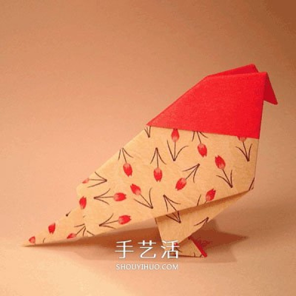 Simple handmade origami pigeons, a illustrated tutorial for young children to learn to fold pigeons