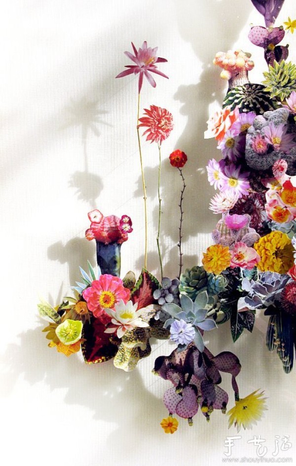 Exquisite DIY paper art works of paper flowers and branches