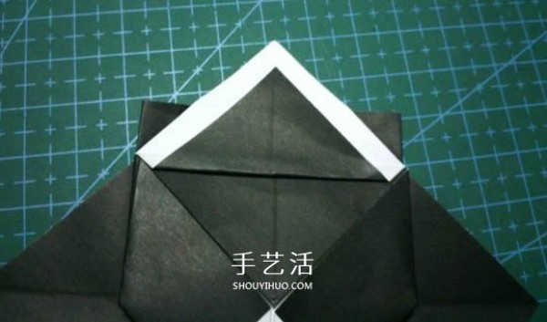 Fold a national treasure and come out! Illustration of the origami method of cute giant panda