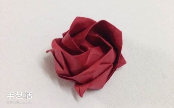 Super detailed illustration of how to fold Kawasaki rose including flowers and receptacles