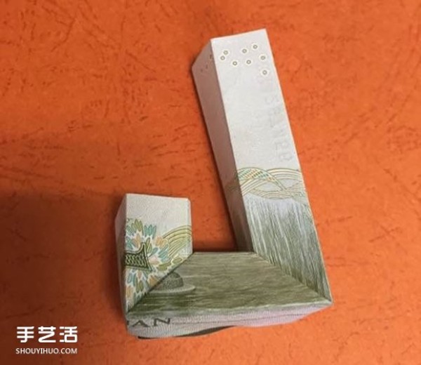 Kong Mingsuos origami method illustrates the manual folding method of Luban Lock