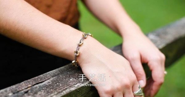 Hexagonal nut bracelet DIY tutorial nut making bracelet handmade illustration