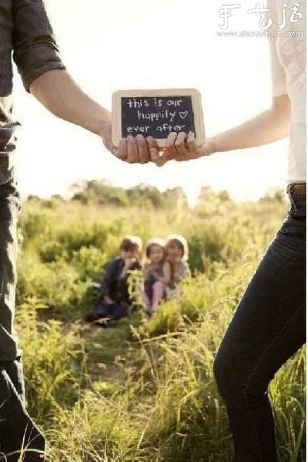 This is how a family portrait should be taken! 