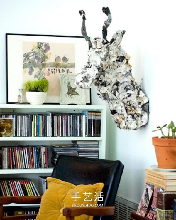 How to make DIY deer head specimens from waste newspapers and simple moose head specimens