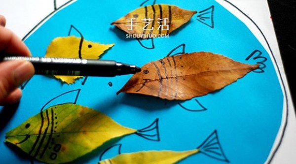 No need to change the water and no feeding! How to create a cute fish tank with leaf stickers